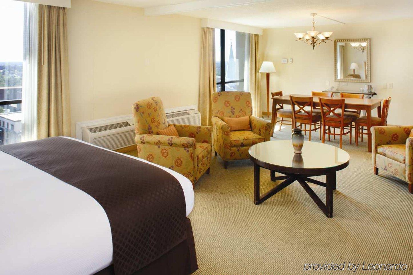 Doubletree By Hilton Hotel Tallahassee Habitación foto